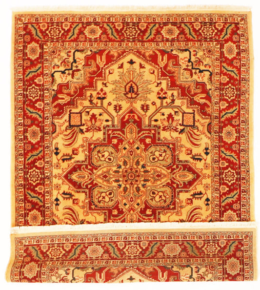 5.7 x 7.7 - Heriz Wool Traditional Rectangle - Finest Hand-Knotted Quality Wool