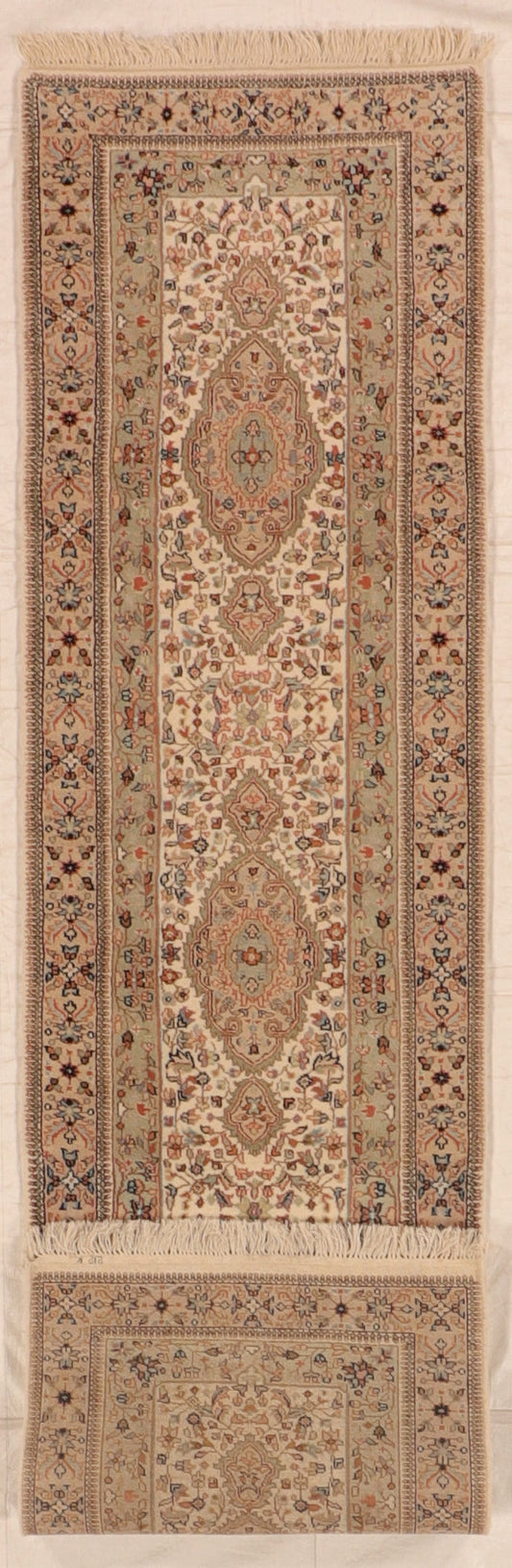 Runner - Tabriz Fine Floral Rectangle - Hand Knotted Rug — 51210