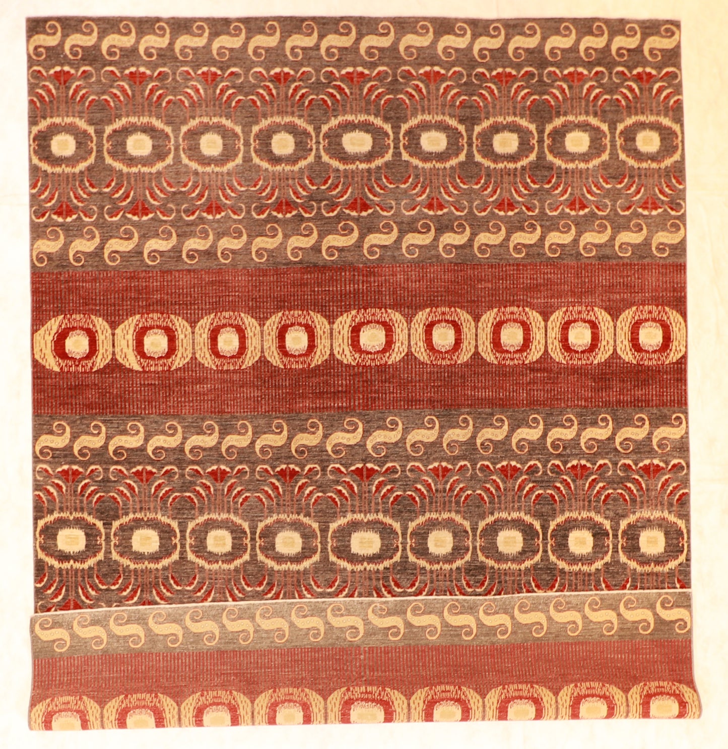 W 8.11 L 11.5 Isfahan 100% Wool Hand-Woven All Over Design - 57557