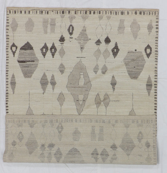 W 6.2 L 8.11 Moroccan 100% Wool Handmade All Over Design - 66163