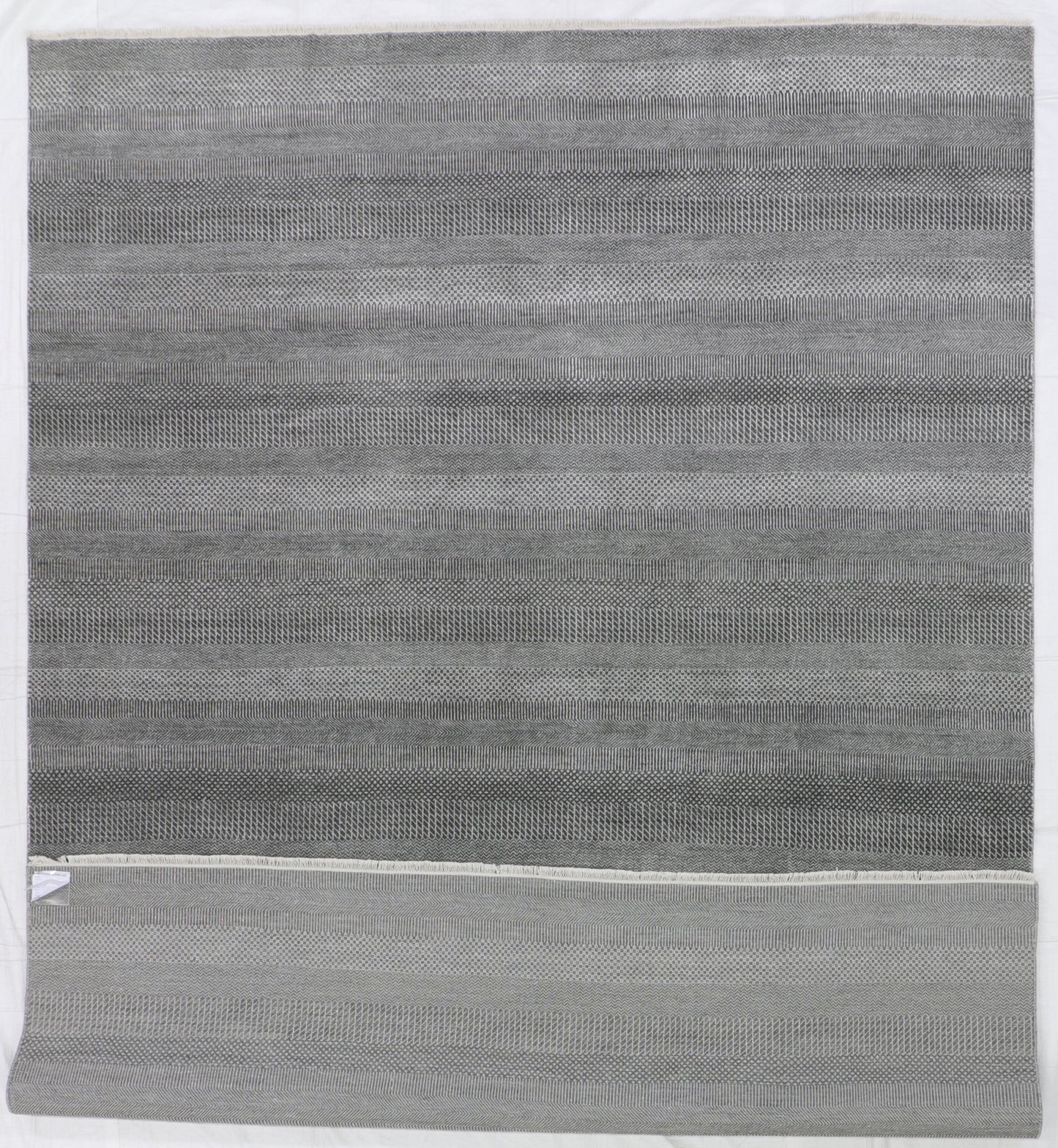 W 9 L 12.1 Modern Wool And Silk Blend Hand-Woven All Over Design - 66241