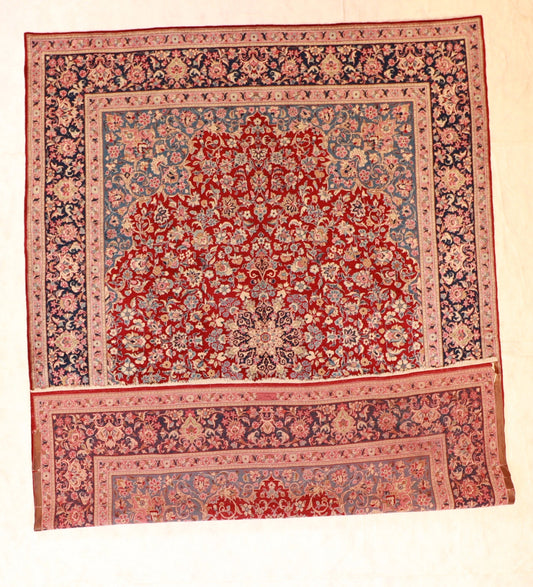 9x12 - Isfahan Fine/Wool/S.Antique Floral Rectangle - Hand Knotted Rug