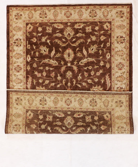 5x7 - Frahan Fine/Wool All Over Rectangle - Hand Knotted Rug