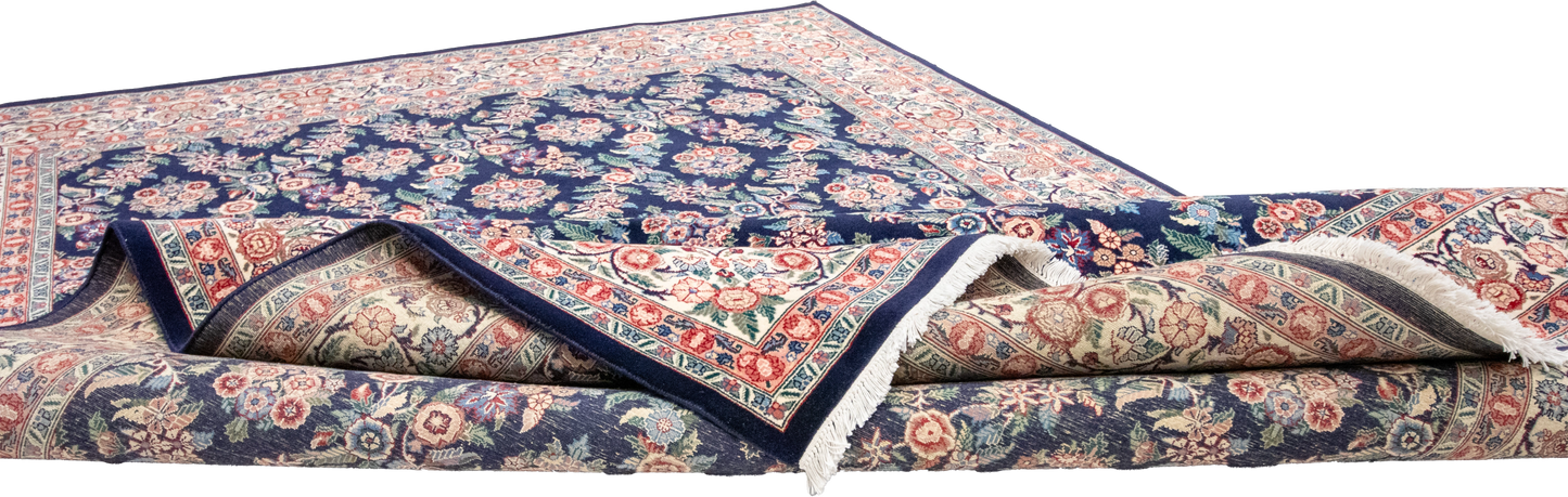 W 6 L 9.3 Golfrangie Silk And Wool Blend Hand-Woven Floral Design - 56950