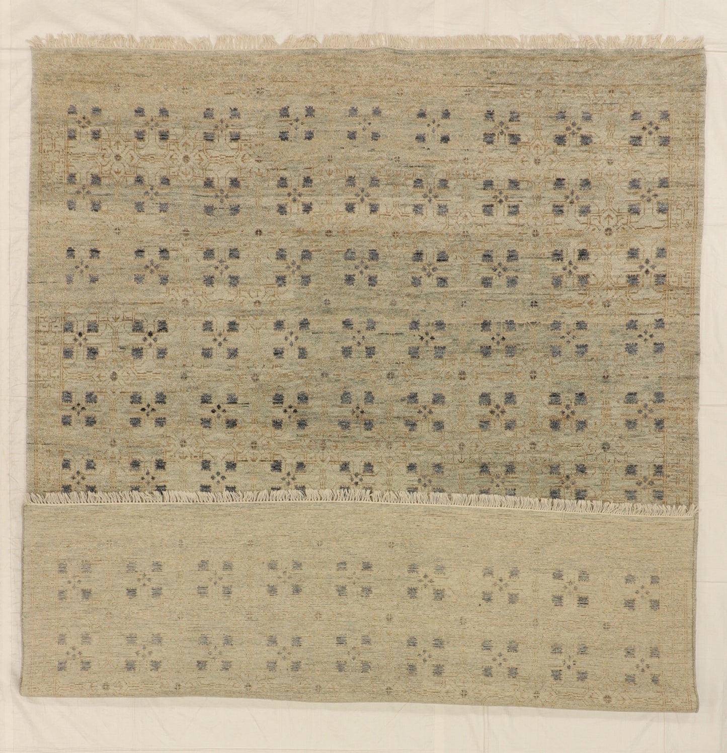 W 9.2 L 12 Modern 100% Wool Hand-Woven All Over Design - 60636