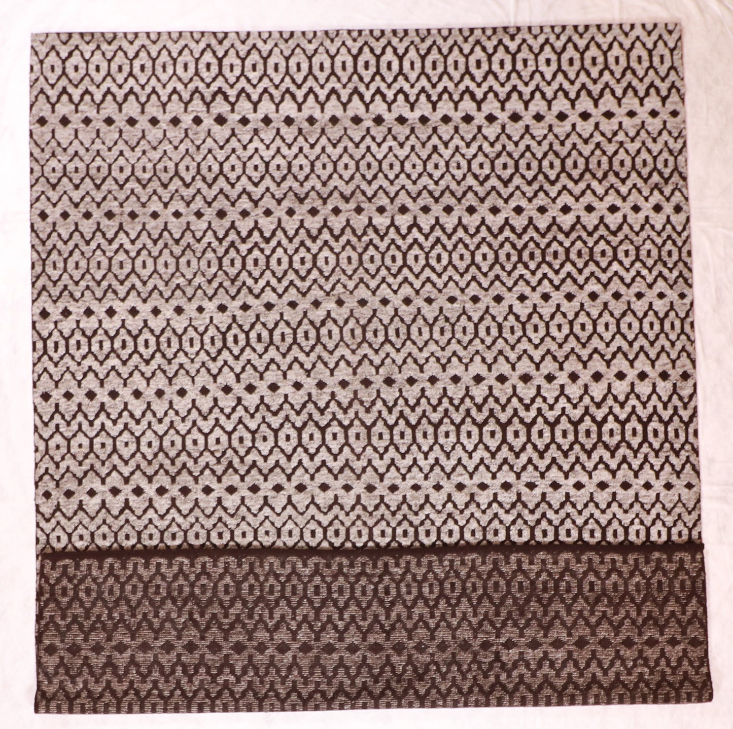 W 9.2 L 12 Moroccan 100% Wool Hand-Woven All Over Design - 60647