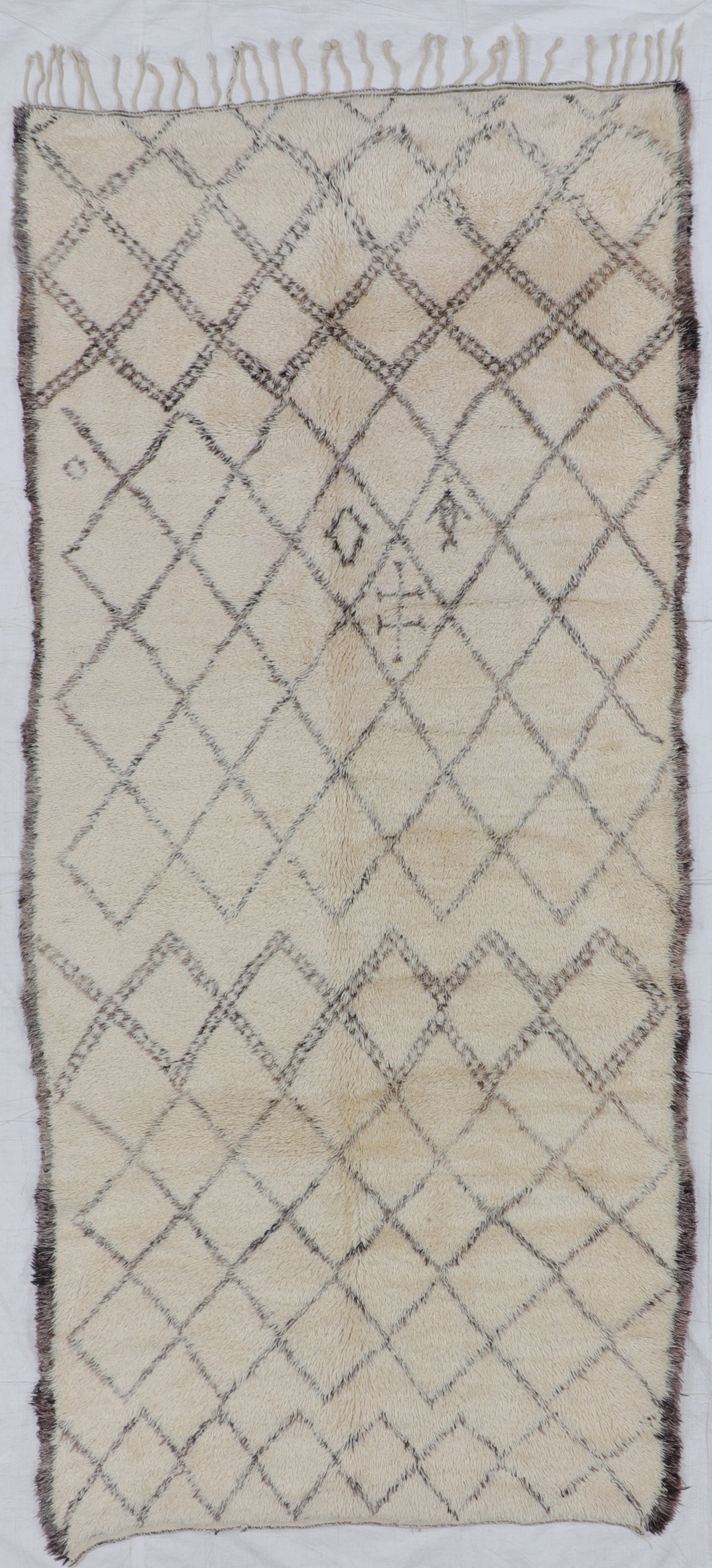 W 6.3 L 13.7 Moroccan 100% Wool Hand-Woven All Over Design - 63443
