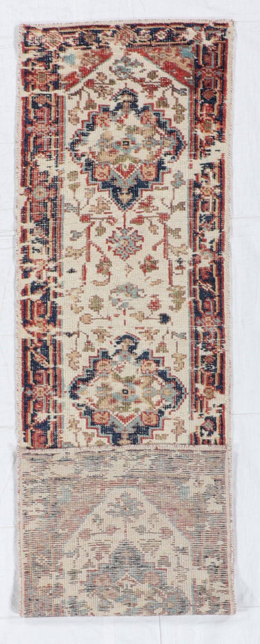 W 2.9 L 9.11 Serapie Runner 100% Wool Hand-Woven All Over Design - 64138