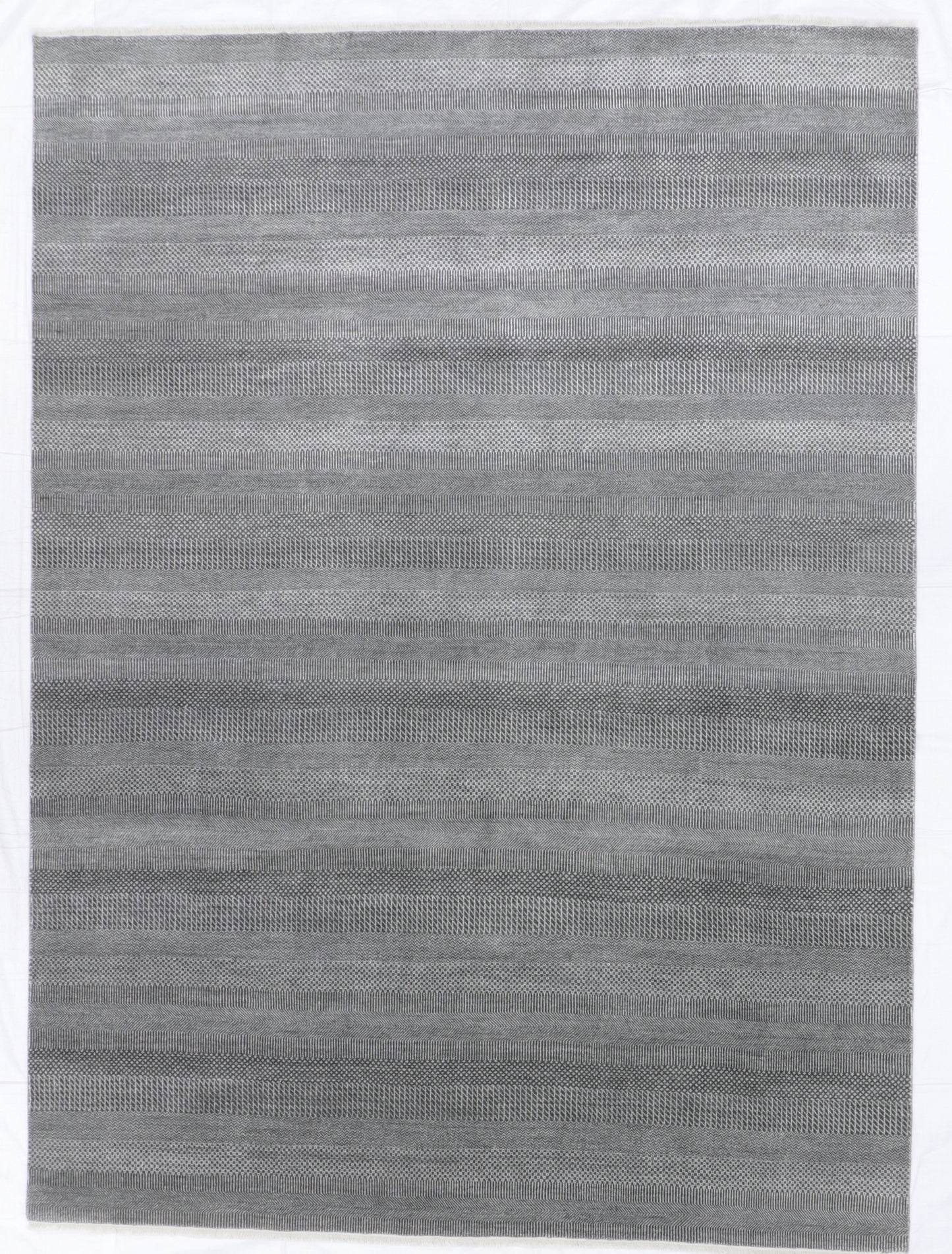 W 9 L 12.1 Modern Wool And Silk Blend Hand-Woven All Over Design - 66241