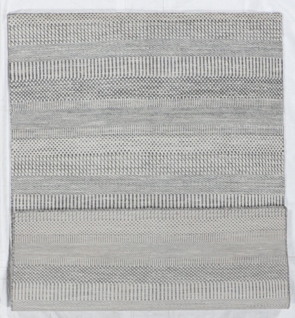 W 4 L 6 Modern 100% Wool Handmade All Over Design - 66359